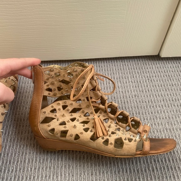 Sam Edelman Spike 1/2 Sandal wedge size 6.5 - Picture 7 of 8